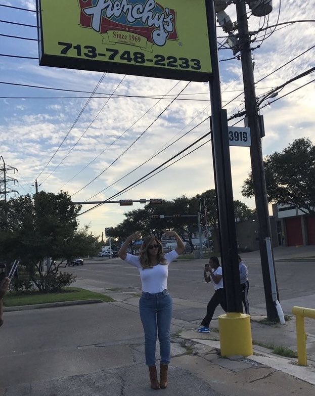 beytrash's tweet photo. thank you frenchy’s https://t.co/FFcyCdDPyA