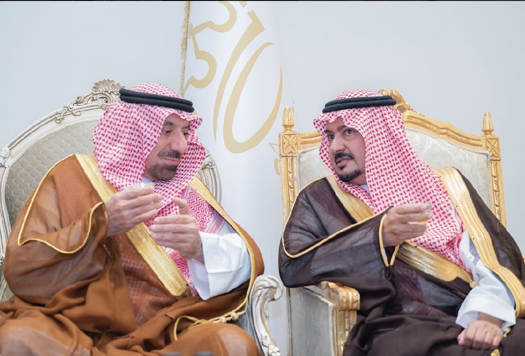 DrMajedAlharbi's tweet photo. ابارك لسمو الامير #جلوي_بن_عبدالعزيز بن مساعد 
#الثقة_الملكية الكريمة باستمراره #اميراً لمنطقة #نجران
ثقة مستحقة لمايتمتع به سموه الكريم  من محبه وتقدير  وجدية في العمل ورغبة واضحة في التطوير والبناء وفقك الله سمو الامير  الى كل خير في خدمة المملكة العربية السعودية 
#نجران
#ال_سعود