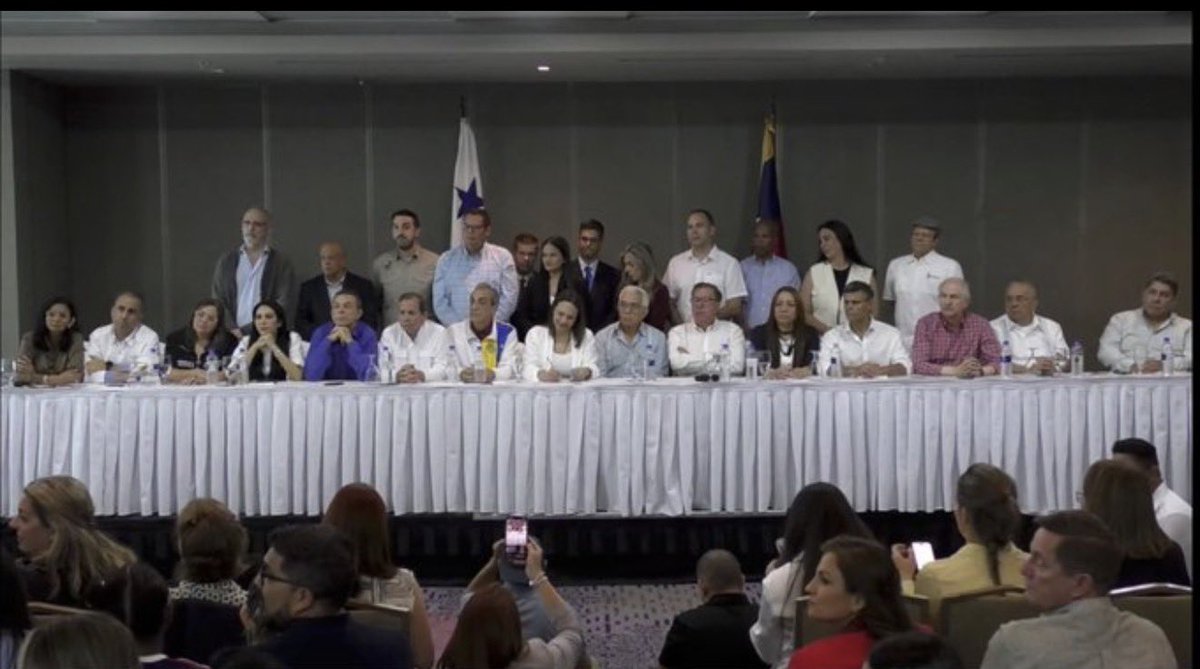 harcanmago's tweet photo. POLITIQUEROS 👎 NO🙅🏻‍♂️ DESPUÉS DEL PACTO DE JUDAS EN PANAMÁ 🇵🇦 NO QUEREMOS ALACRANES 🦂 NI CHAVISTAS AZULES Y MENOS CHAVISTAS ROJOS . LA ÚNICA ALTERNATIVA REAL DE ⚖️ JUSTICIA🦅 Y LIBERTAD🗽. ES : 🇺🇸🇻🇪ESTADO#51 YA! CON LA TIRANÍA NO SE PACTA NI SE NEGOCIA. @realDonaldTrump @SecWar @SecRubio @WhiteHouse