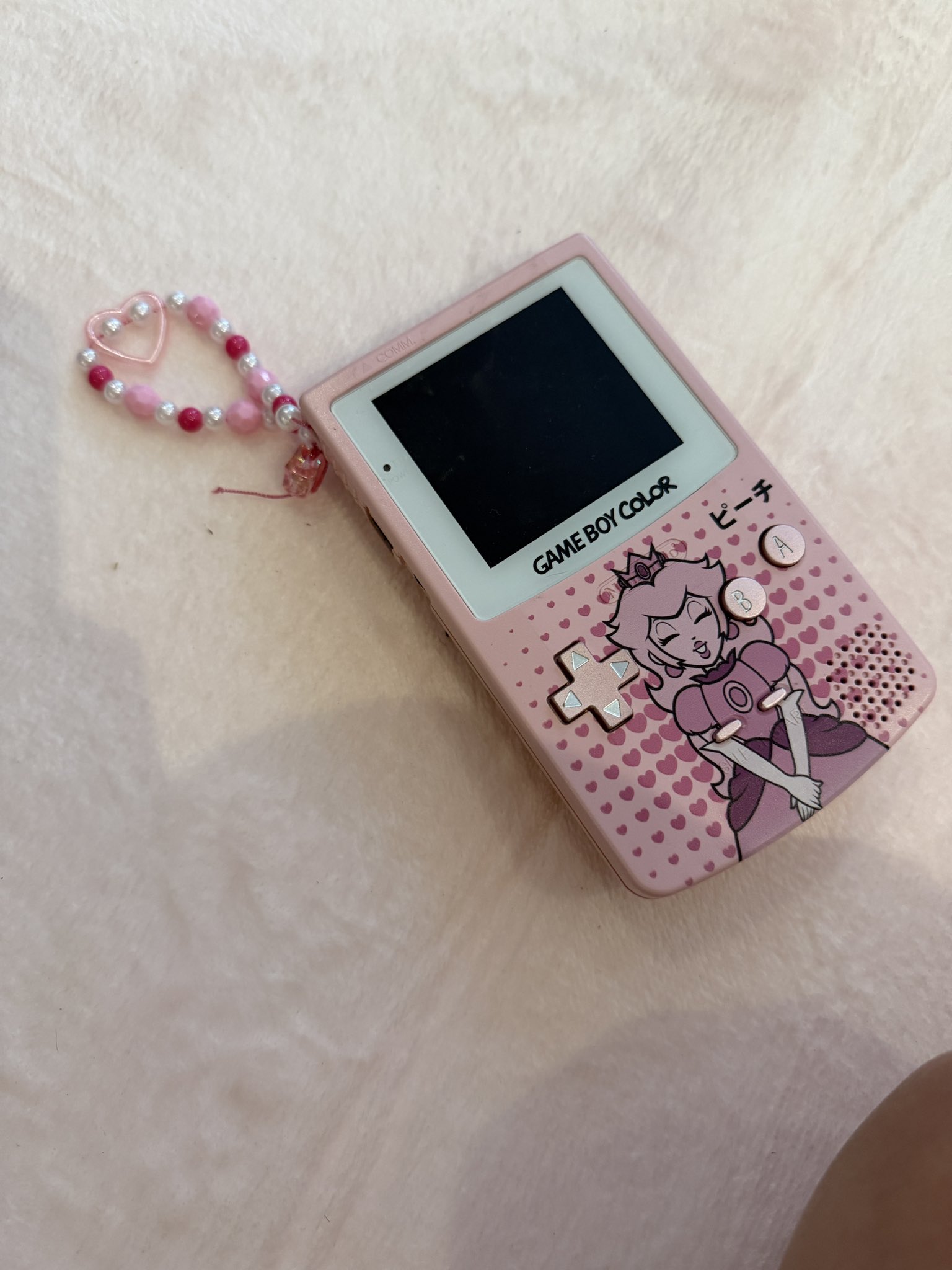 2 pic. There we go ! Very cute game boys now https://t.co/nAGfMD26jT