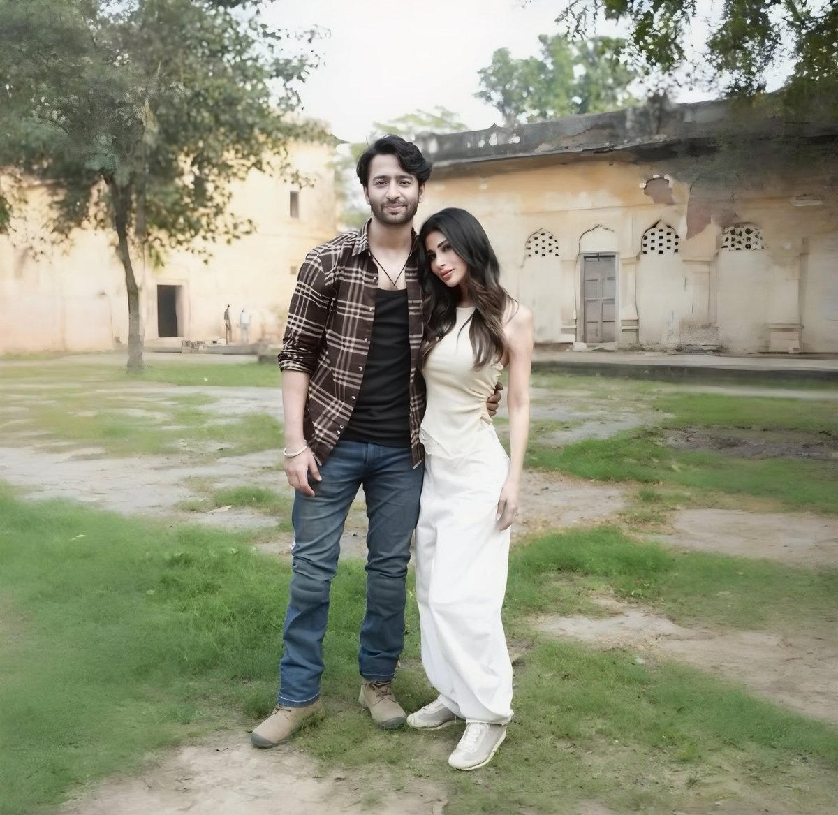 ritu0174's tweet photo. Team Hisaab ✨️✨️ 

Some BTS Clips From The Series "Ab Hoga Hisaab" 💫💫

Season 2 Releasing On 3rd July 🥺

#AbHogaHisaab #AvinashMishra #ShaheerSheikh 

@Shaheer_S ♥️ https://t.co/3SwwNpKILW