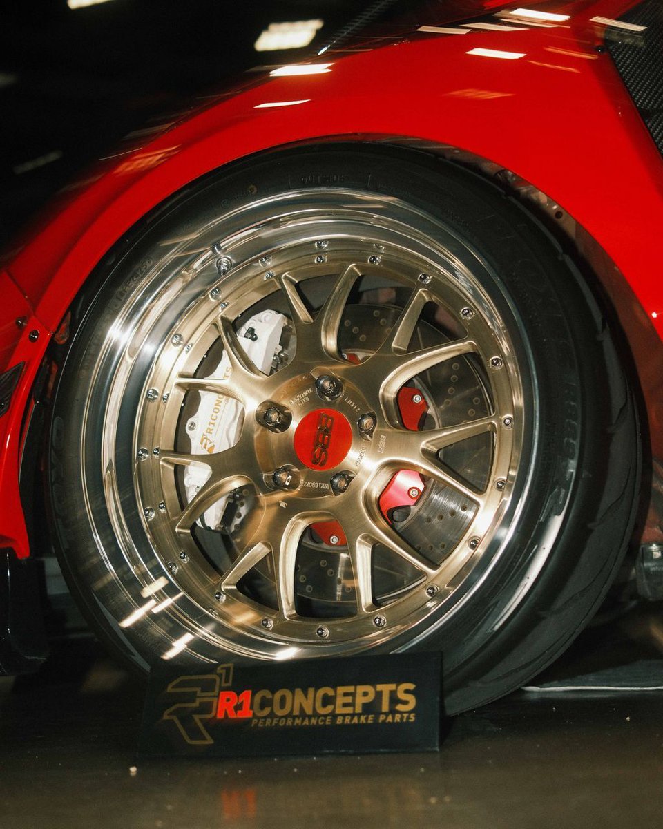 R1Concepts's tweet photo. Same, but different.. But still same 🤭 🩵 🤍 

#STOPPINGTHEWORLD #R1concepts #teamR1 https://t.co/rb4HulPQWt