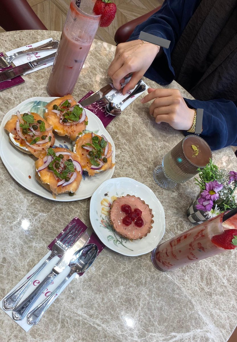 birnuse's tweet photo. Temmuza şöyle bir giriş yapıldı 🌸💞🌷 https://t.co/95LlABf0Hr