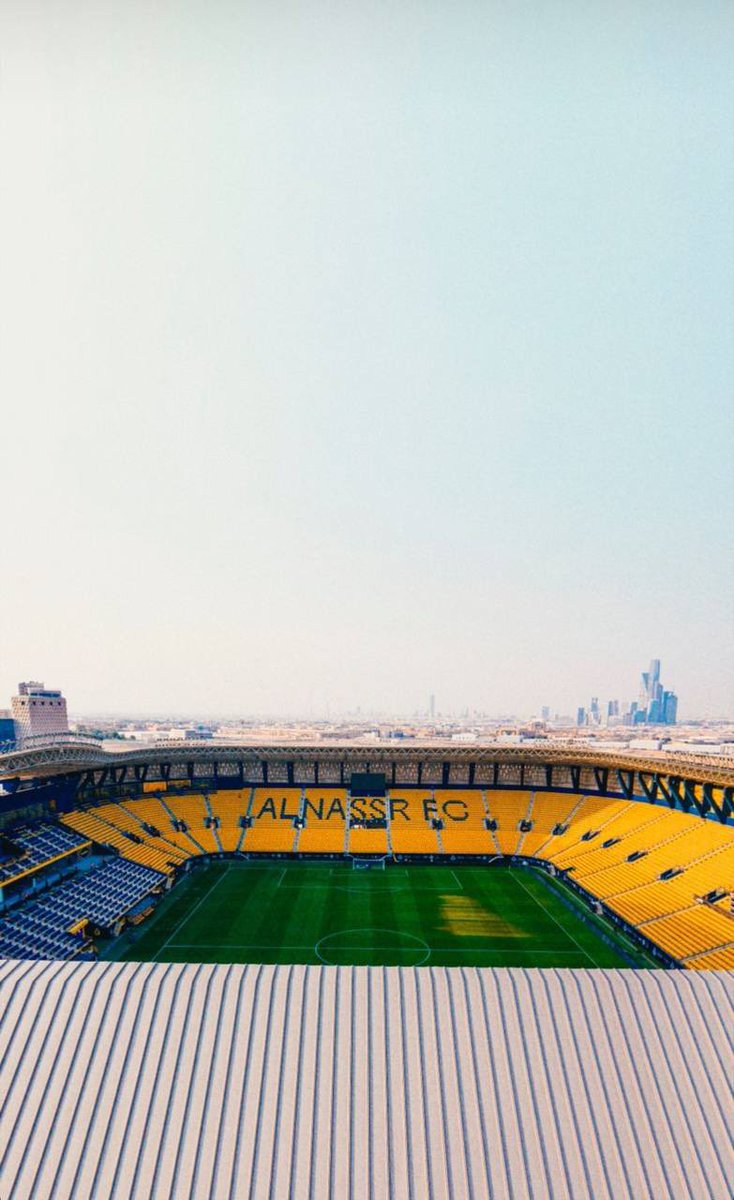 Hatan_ALnassr's tweet photo. 🚨🚨#عااااااجل الاتحاد السعودي يرسل تعميم للاندية :
أن يكون 8 لاعبين أجانب فقط في قائمة المباراة، بأستثناء كأسي الملك والسوبر.
يكون لاعب المواليد اختياري ويمكن تعويضه بلاعب سعودي.
الحد الادنى للاعبين في قائمة كل فريق 16 والأعلى 25.
10 أجانب في مسابقة الدوري منهم اثنين مواليد عام 2005، فما فوق، و محترف واحد مواليد السعودية، لعام 2000 فما فوق.