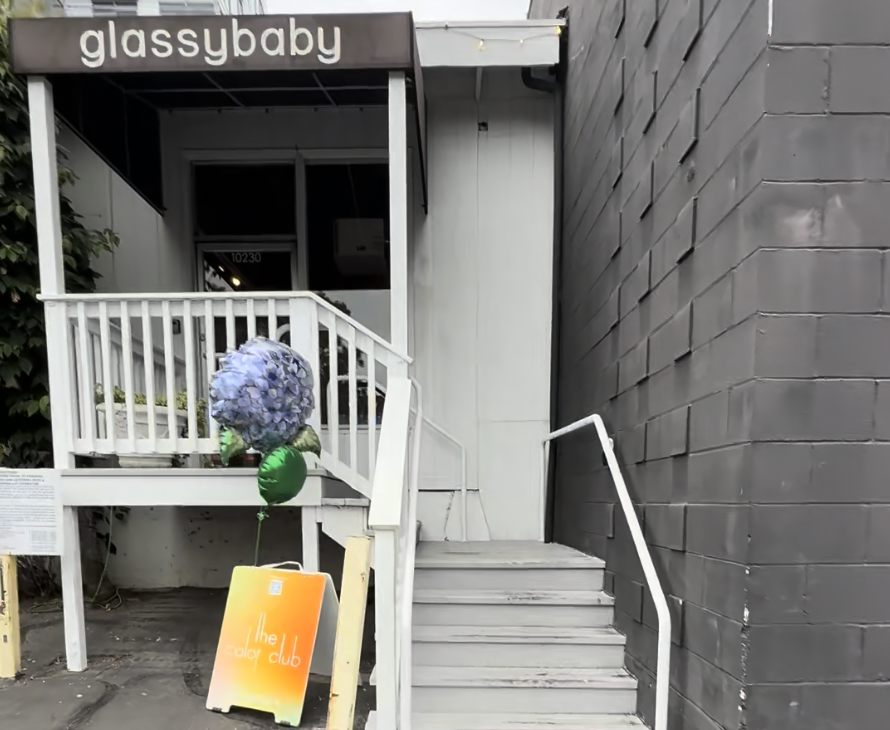 DTBellevue's tweet photo. Glassybaby to Relocate Amid Old Bellevue Redevelopment
https://t.co/Z2tWKU7fsv
@glassybaby https://t.co/qqx0PHTtfA