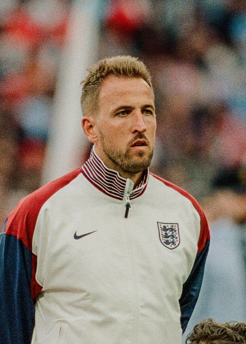 expiredfilmclub's tweet photo. THIS. GUY. @HKane the knighthood’s on the way son

Shot on 35mm film at Wembley 🎞️ https://t.co/9WqTvtQmVa