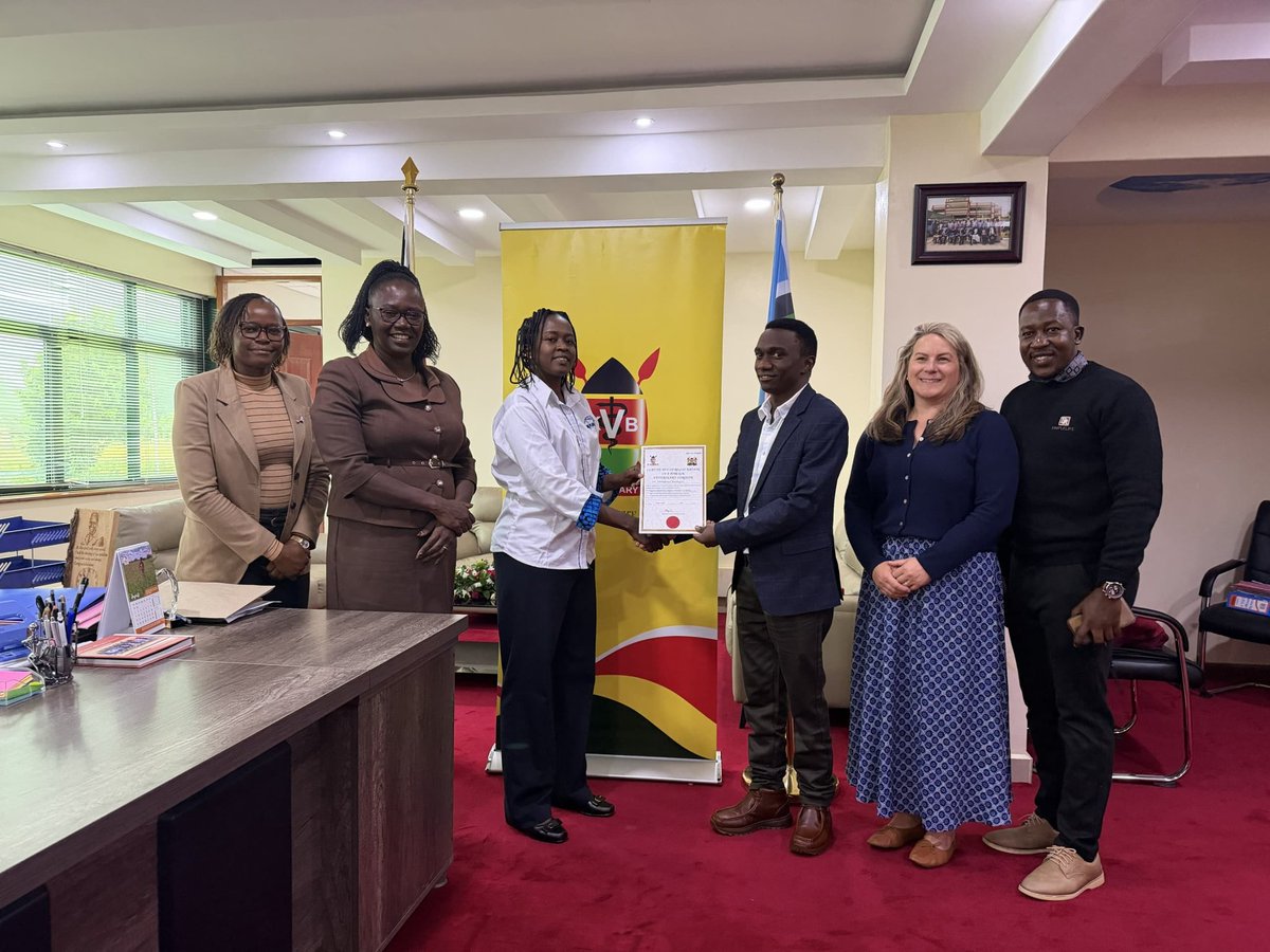 Ugveterinarians's tweet photo. Congratulations Dr. Busingye Emmanuel for getting a temporary registration to practice in Kenya under Mutual recognition Agreement(MRA) for Veterinary services for facilitating mobility of veterinary professionals among EAC Partner states @VetBoardKE  @jumuiya @ugvetcouncil https://t.co/UF5kt7kLhO