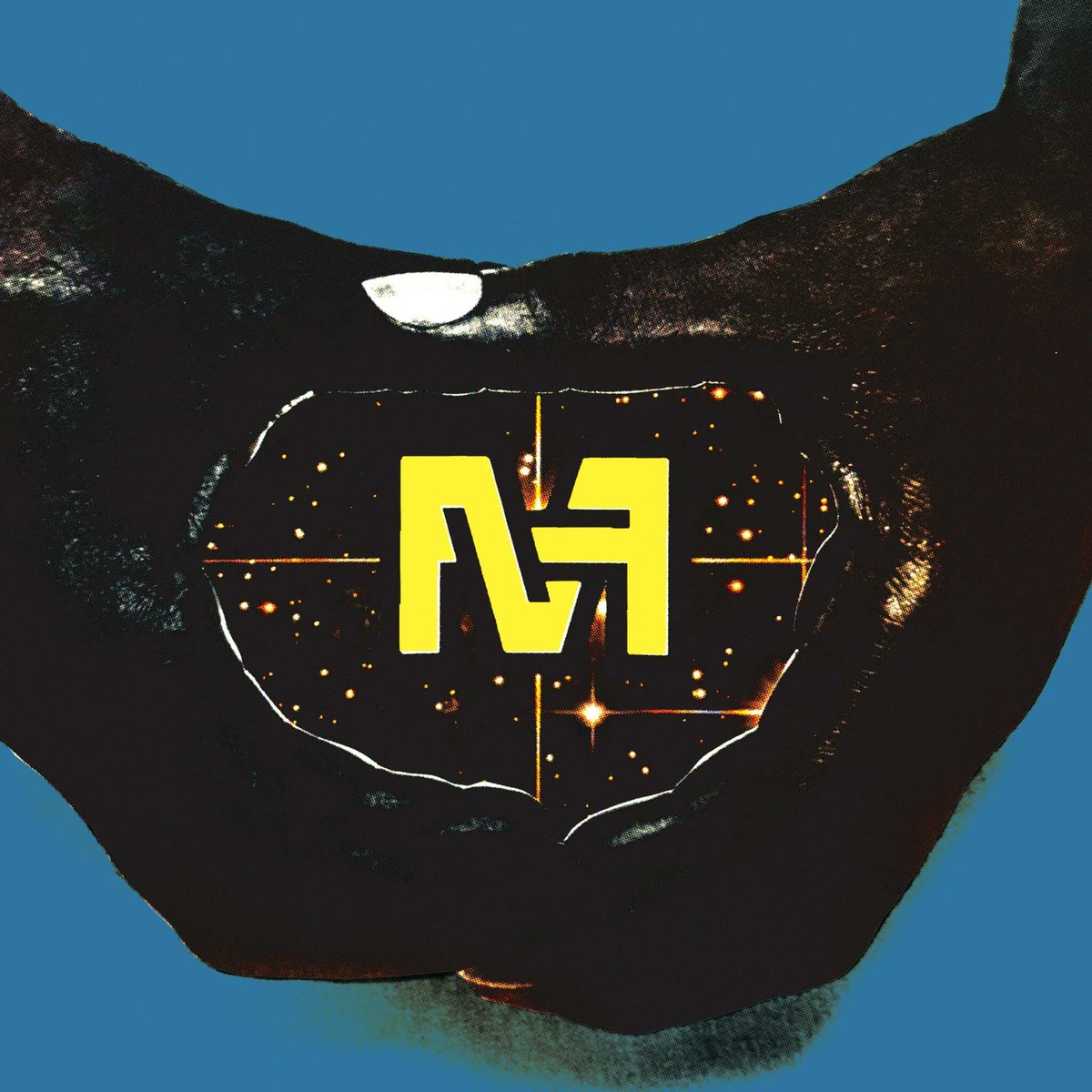 brokencolorblog's tweet photo. Ventura's Matterform just handed us their self-titled debut, four years of live shows distilled into seven tracks of hazy funk and cosmic jazz.
https://t.co/El3PAgDhki https://t.co/JP6AaTjyOU