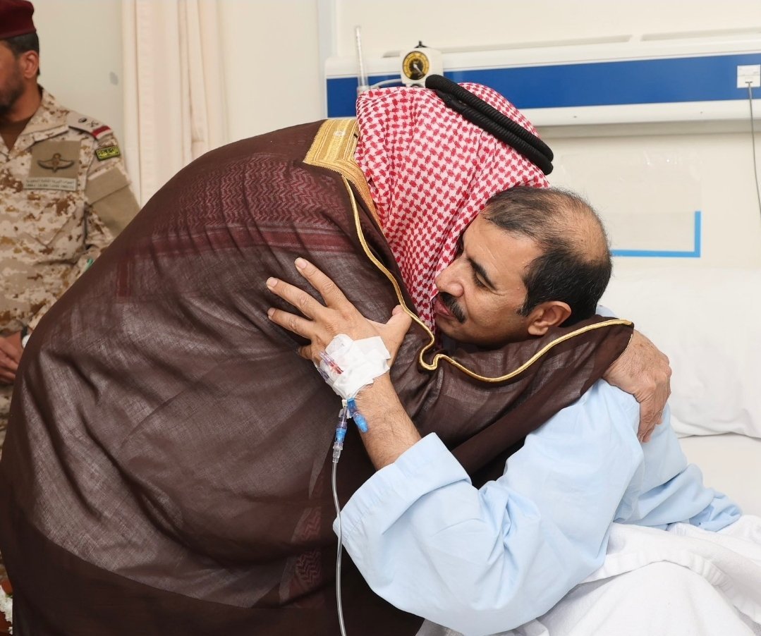 Awad_m88's tweet photo. باسمي ونيابةعن #قبائل_آل_رزق أتقدم إلى صاحب السمو الأمير 
#جلوي_بن_عبدالعزيز_بن_مساعد أمير منطقة #نجران بالتهنئةبالثقة الملكية بتمديد تكليفه أميراً لمنطقة نجران نسأل الله له العون والتوفيق،والتهنئة موصله لأهالي نجران بأمير التطور والتقدم بالمنطقة محققا تطلعات ولاة الأمرحفظهم الله https://t.co/mR8voaIPxq
