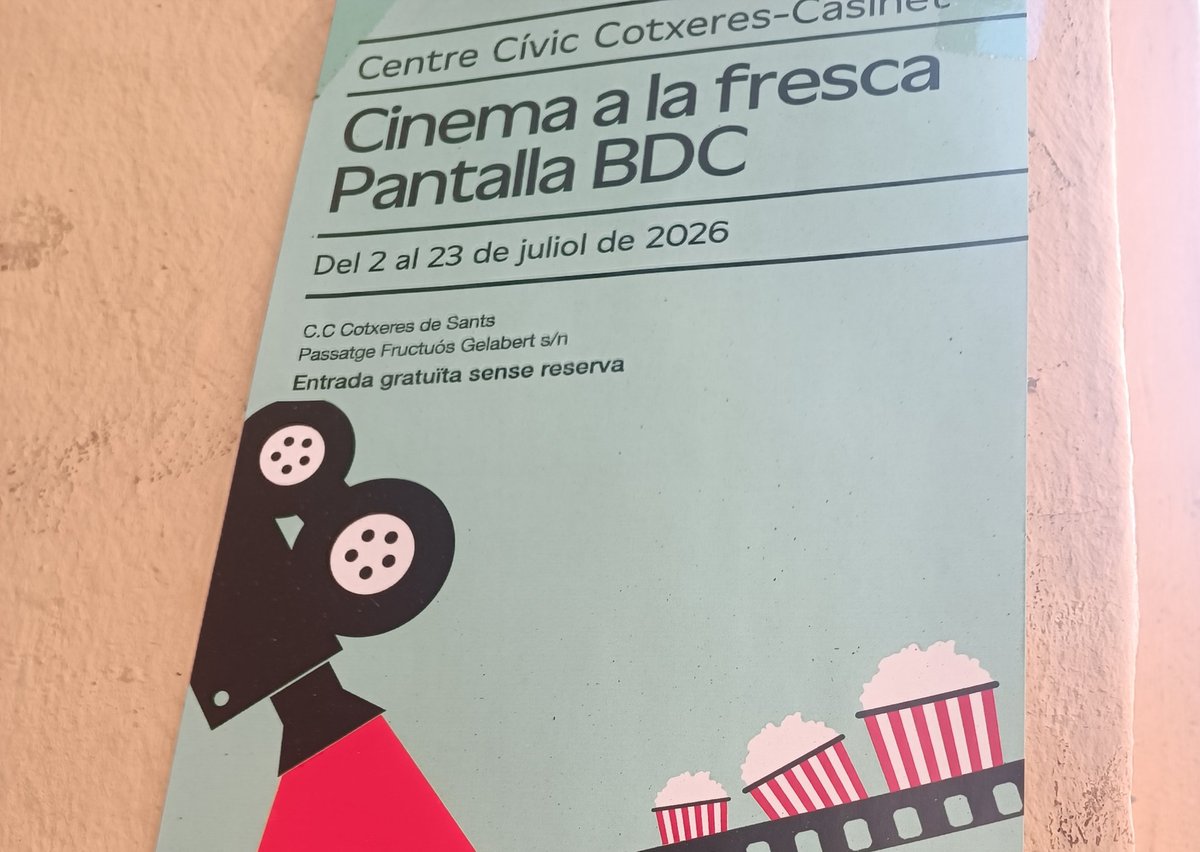 Amat_Teresa's tweet photo. Torna els dijous de juliol el #cinemaalafresca de @CotxeresCasinet amb  pel•lícules provistes de #subtítols perquè també les persones sordes usuàries o no d'#implantcoclear en gaudeixin com la resta de la ciutadania.
@bcncultura @bcn_ajuntament
@federacionaice @secretariat_shb https://t.co/3pRAB14y4D