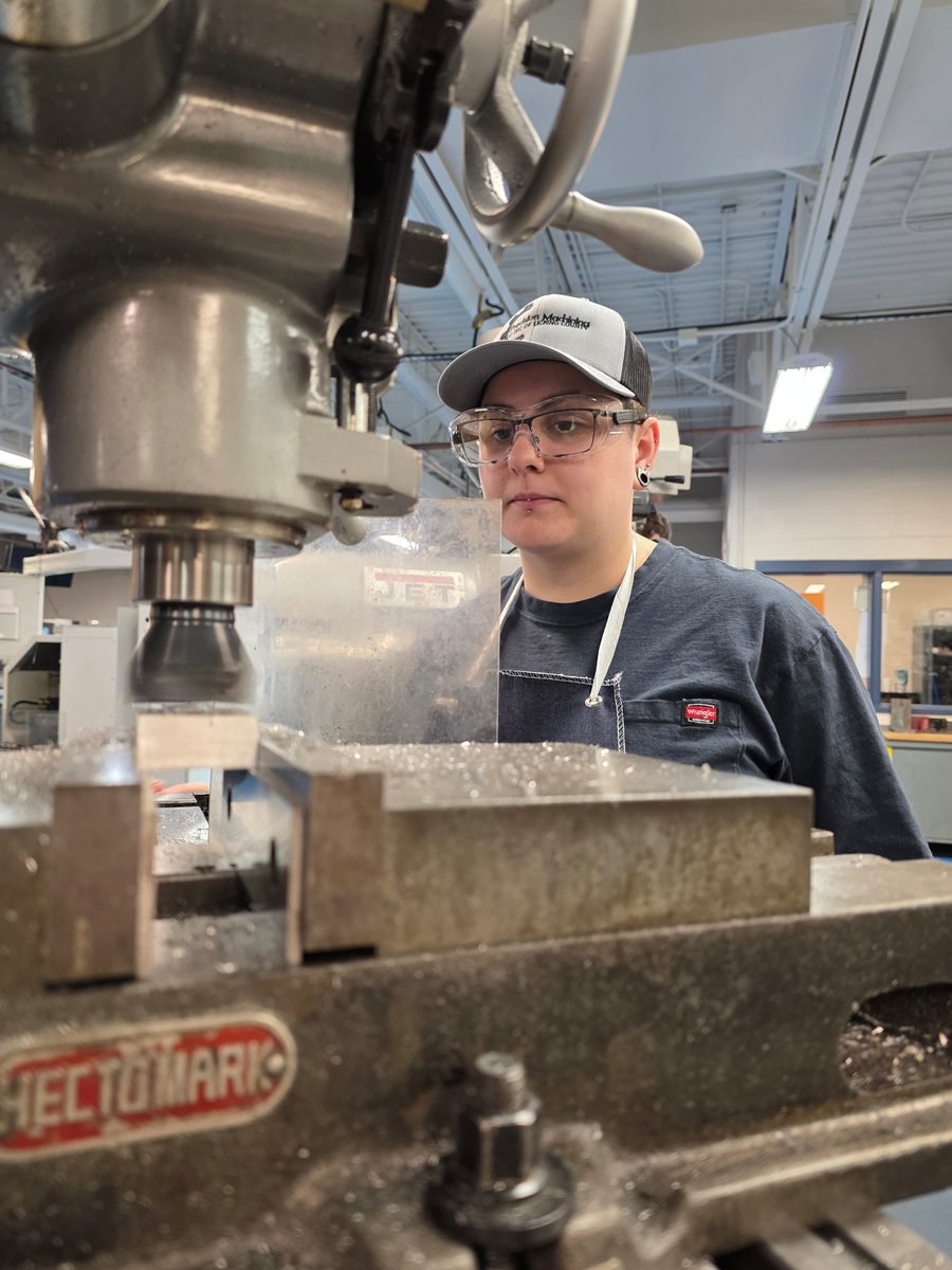 cteclickingco's tweet photo. Precision Machining student developing her manual machining skills in the lab, cutting an aluminum block to precise dimensions while working to match her blueprint specifications. Machining 101 fundamentals in action!
⚙️ 80% hands on learning
⚙️ Instructors with real work experience
⚙️ Affordable 6-month course with financial aid
👉Contact now! 📧 ncooksey@c-tec.edu