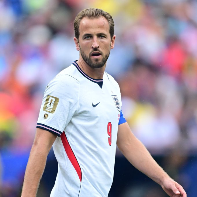 goalsside's tweet photo. 🚨🚨🎙️| Nana Kwaku Bonsam: "I'm releasing Kane so that he can score a goal in England's next match." 

Harry Kane scores a 𝐁𝐑𝐀𝐂𝐄 for England after Ghanaian shaman Nana Kwaku Bonsam lifted his spell on the striker. 🧿⚽ https://t.co/fu6dG57Yz4