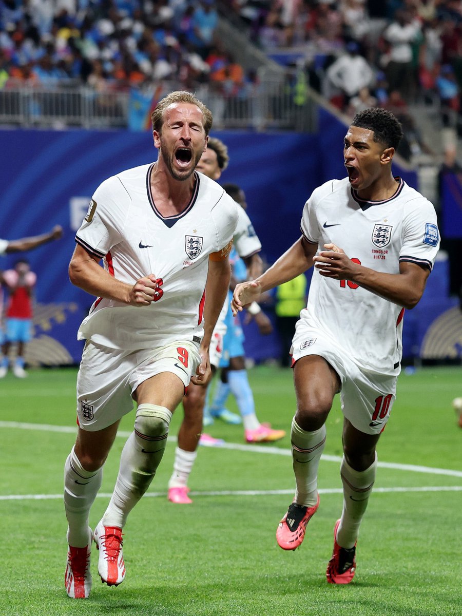 jchambers6_'s tweet photo. We probably won’t win it, but these two are trying their hardest to make it happen. Unbelievably lucky to have the pair.

#England #FIFIWorldCup https://t.co/BWYM0IHlK1