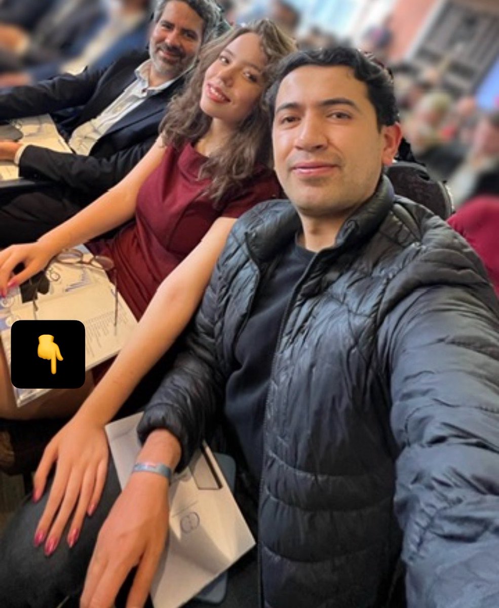 ClaodioloLopez's tweet photo. Chaqueta sudada @Danielbricen se robó la plata como concejal de Bogotá, ahora come callado con severo robo de su mozo Jerome https://t.co/u4HjYwDiOj