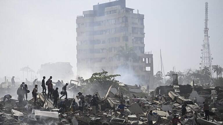 AndrewsAbreu's tweet photo. #URGENTE 2pm La cifra de muertos asciende a 2.295 personas. https://t.co/kdPVuyZ3c3
