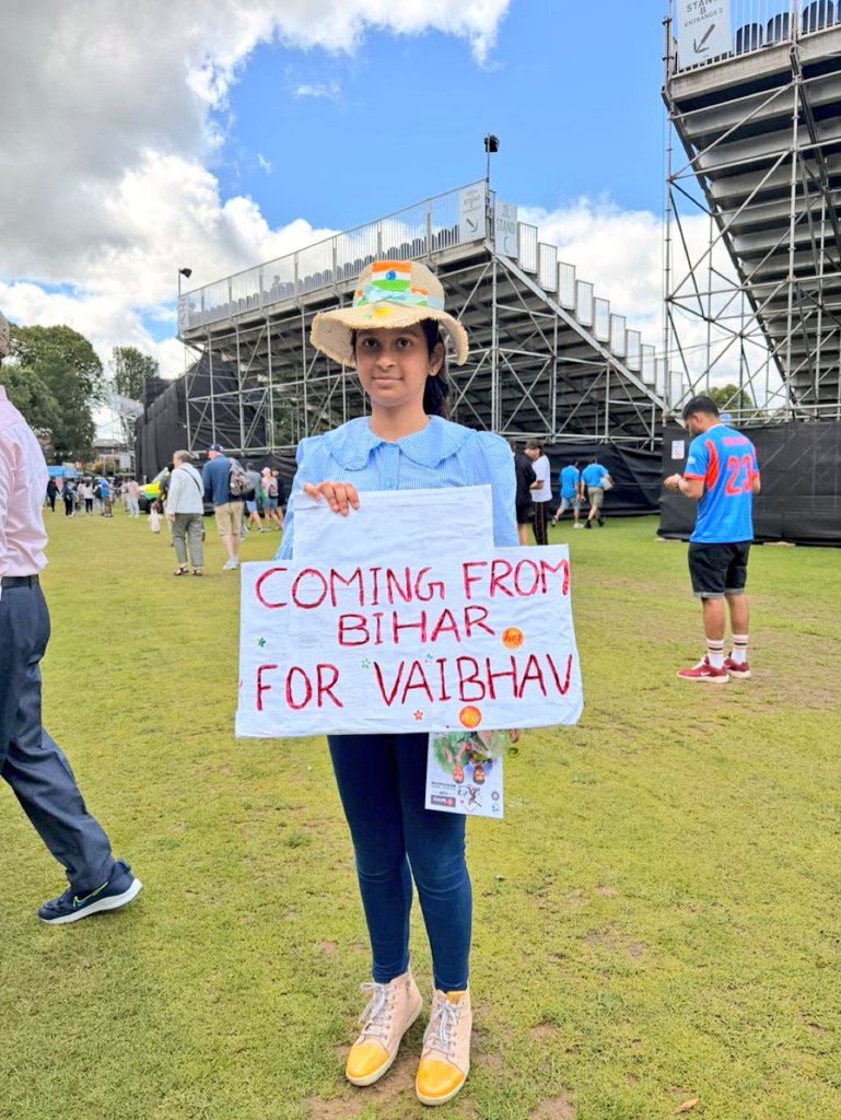 HeyBhasker's tweet photo. @CricCrazyJohns Aura......
Unreal, Unmatched and Unstoppable.
Vaibhav Suryavanshi 🔥🏏🇮🇳🔥🔥🔥🔥🇮🇳🏏🏏🏏
#INDvsENG https://t.co/ovSqSjR6oZ