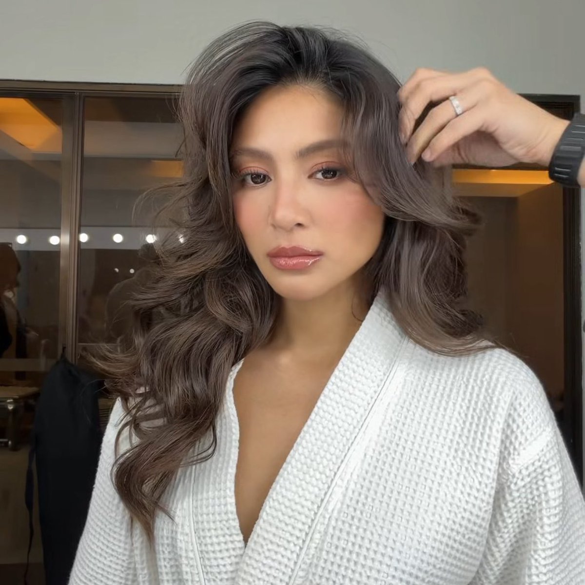 itgirlnadine's tweet photo. what a gorgeous gorgeous woman you are, nadine https://t.co/kmUNvjyHYW