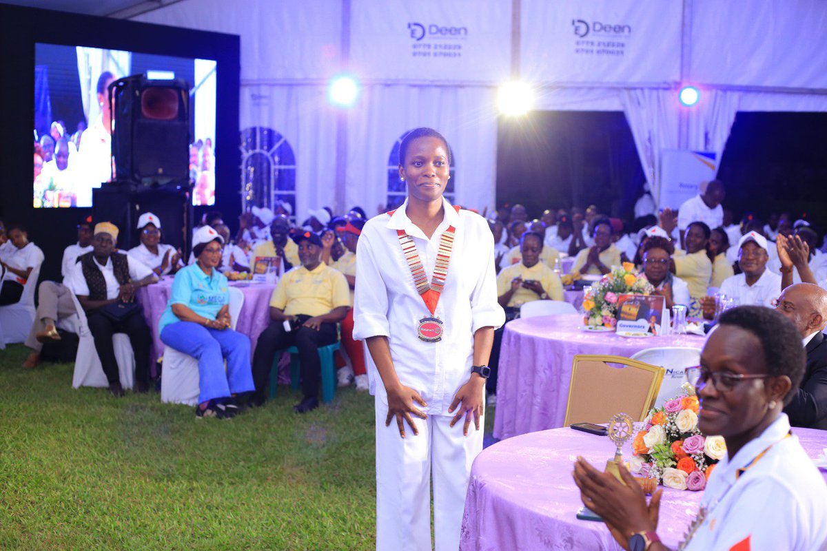 RotaryDistrict9214 tweet media