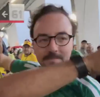 deumolo's tweet photo. @LuisValLe_A Que engruese de pendejo, hasta me cayó peor que la vieja naca. https://t.co/NeywcITyA3