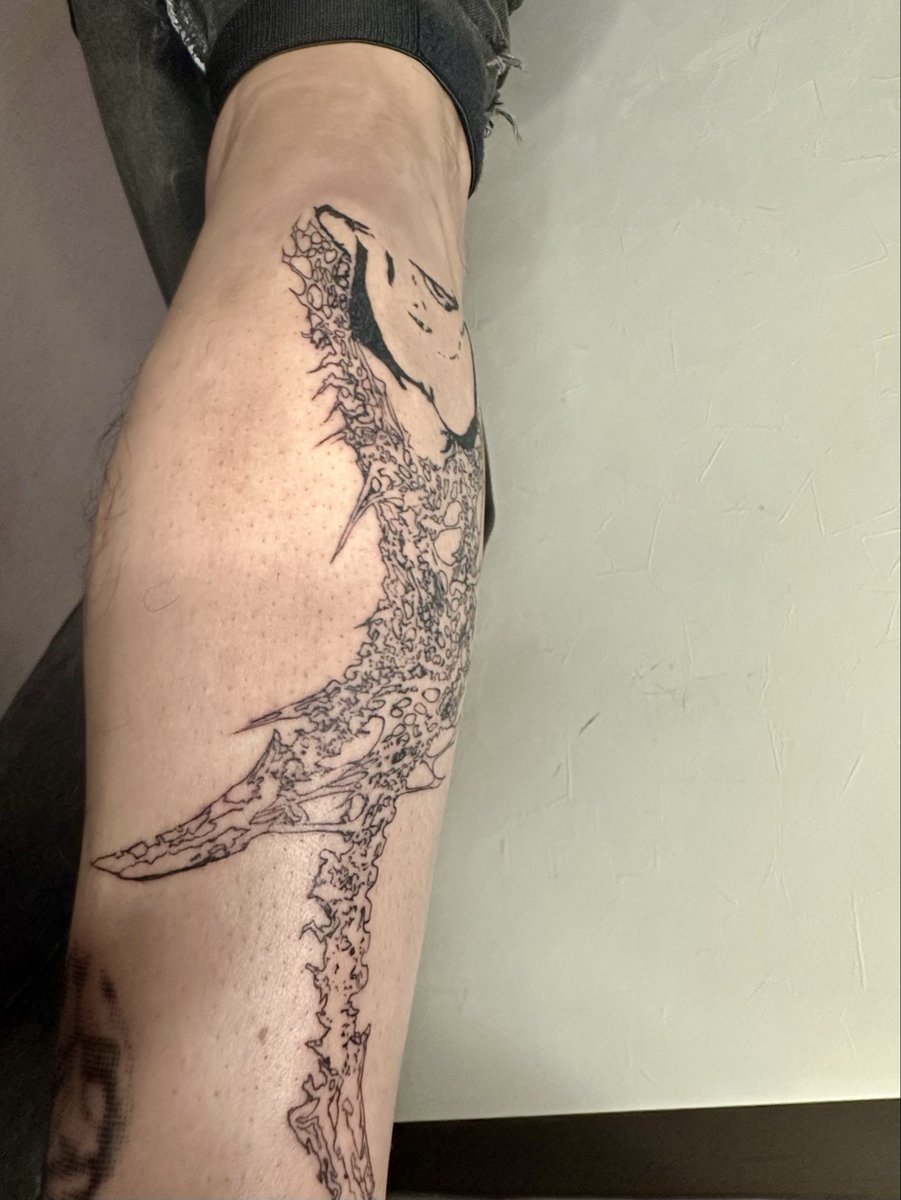 distortion_8o's tweet photo. deftones× Xenomorph https://t.co/n86F7h3Pla