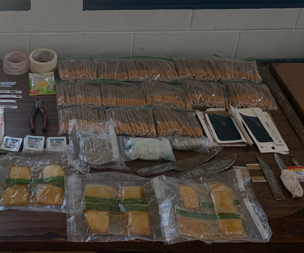 FL_Corrections's tweet photo. A recent operation at Taylor Correctional Institution led to the seizure of cellular devices, illegal substances, tobacco, cutting tools, and other dangerous contraband hidden inside an inmate's mattress.

FDC is thankful for our dedicated staff who go above and beyond each day to maintain the safety and security of our institutions!