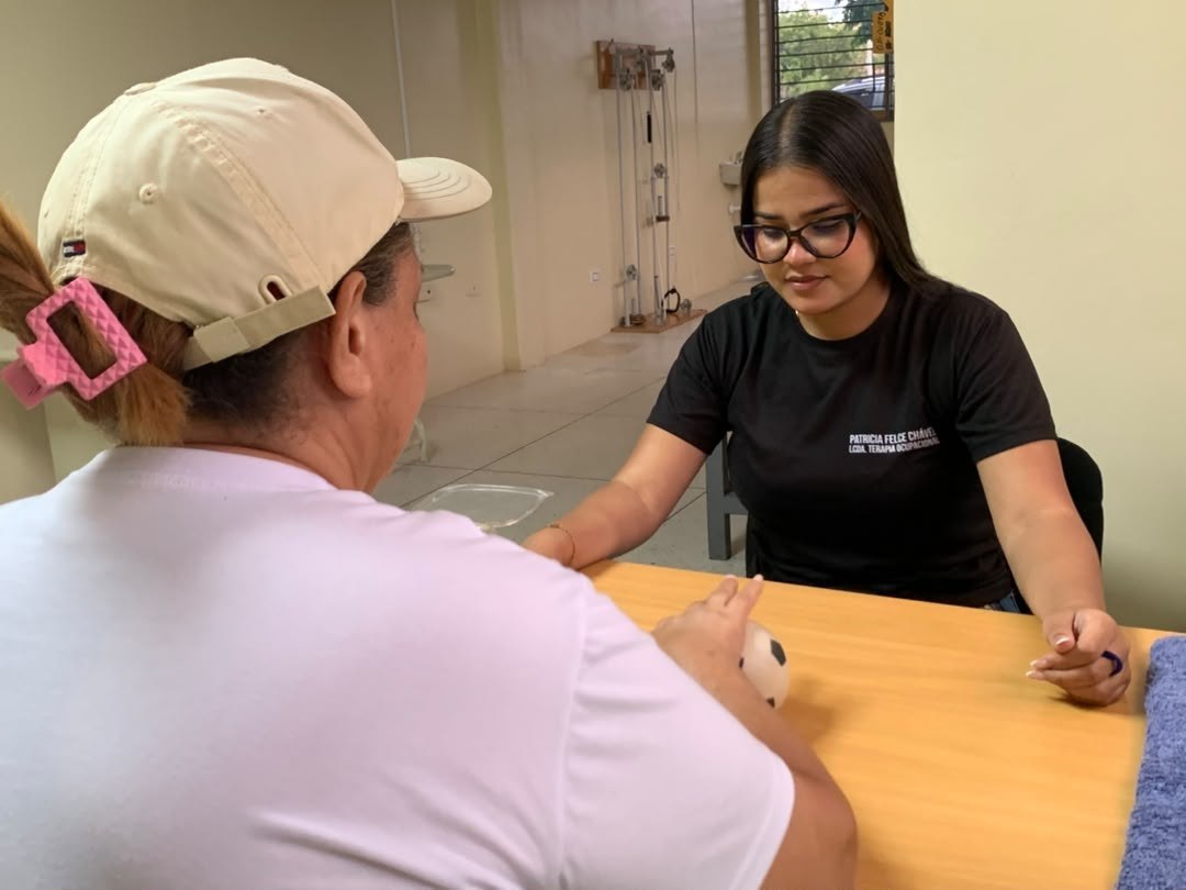IpasmeOficial's tweet photo. Desde la Unidad Médica Cumaná, reafirmamos nuestro compromiso con el gremio educativo. Ante cada desafío, nuestro equipo de médicos, enfermeros, personal asistencial y obreros permanece dedicado a ofrecer atención de salud con la calidad que merecen. 
#Ipasme #Salud #Cumaná https://t.co/7W4aLyEe2E