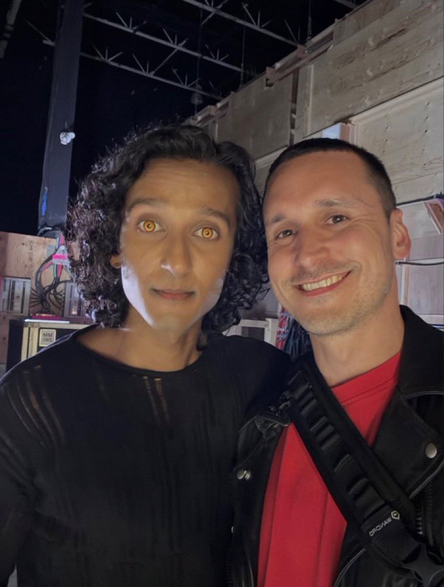 corrodedst4r's tweet photo. i can’t breathe he looks so fucking crazy https://t.co/FsjkGr6QOu