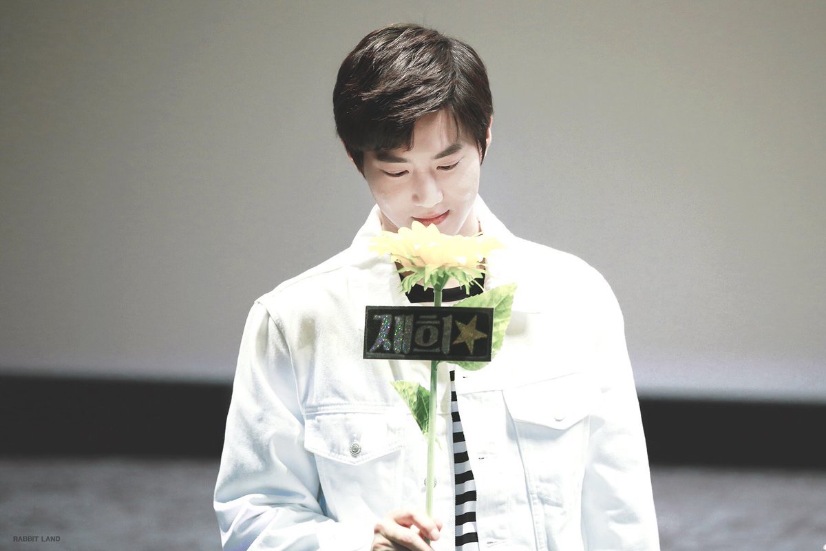 go47839's tweet photo. 이거 뭐야ㅋㅋㅋ 
진짜 대박이네 https://t.co/FegBo9wzfK
