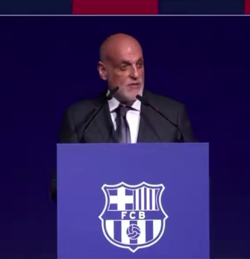 theMadridZone's tweet photo. 🚨 Javier Tebas, speaking at Joan Laporta's election win event: "I'm sure that WE will have a lot of success, umm, that Barcelona will have a lot of success." https://t.co/N5T17r1tOY