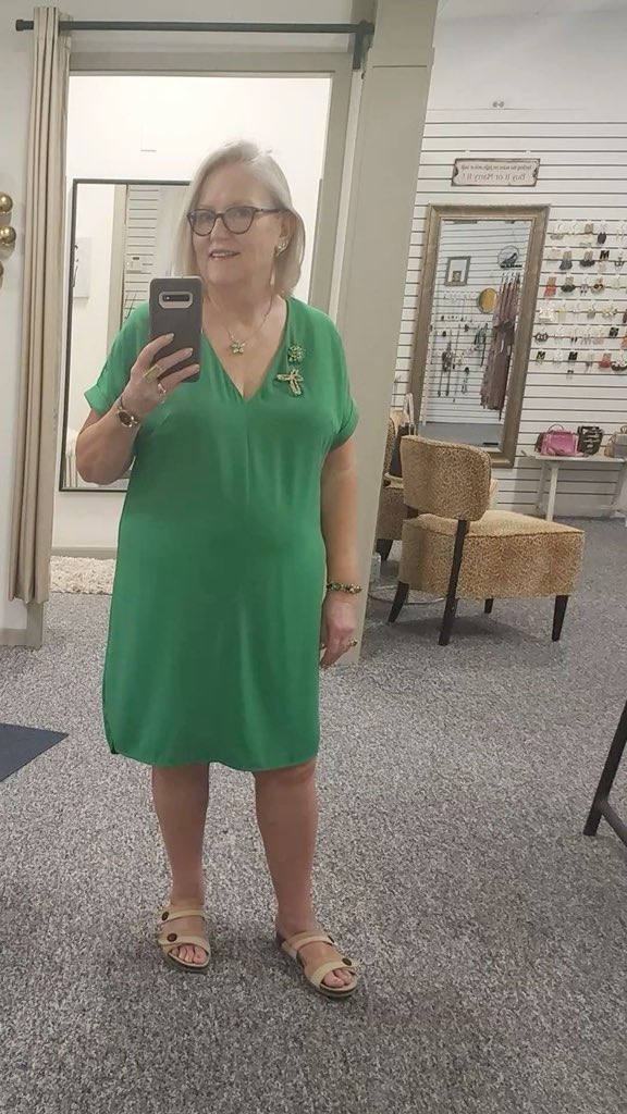 Brandyjean44's tweet photo. Hello 👋 https://t.co/ayhVryBb0x