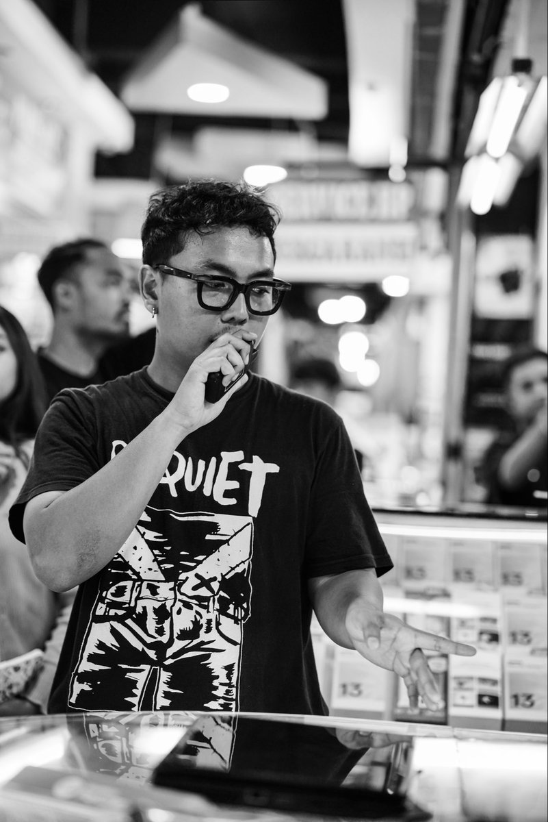 sidoymuncul's tweet photo. ayo teman datang ke bioskop dan nonton warkop agar supaya bonus sya cair https://t.co/x1bBrFfjFE