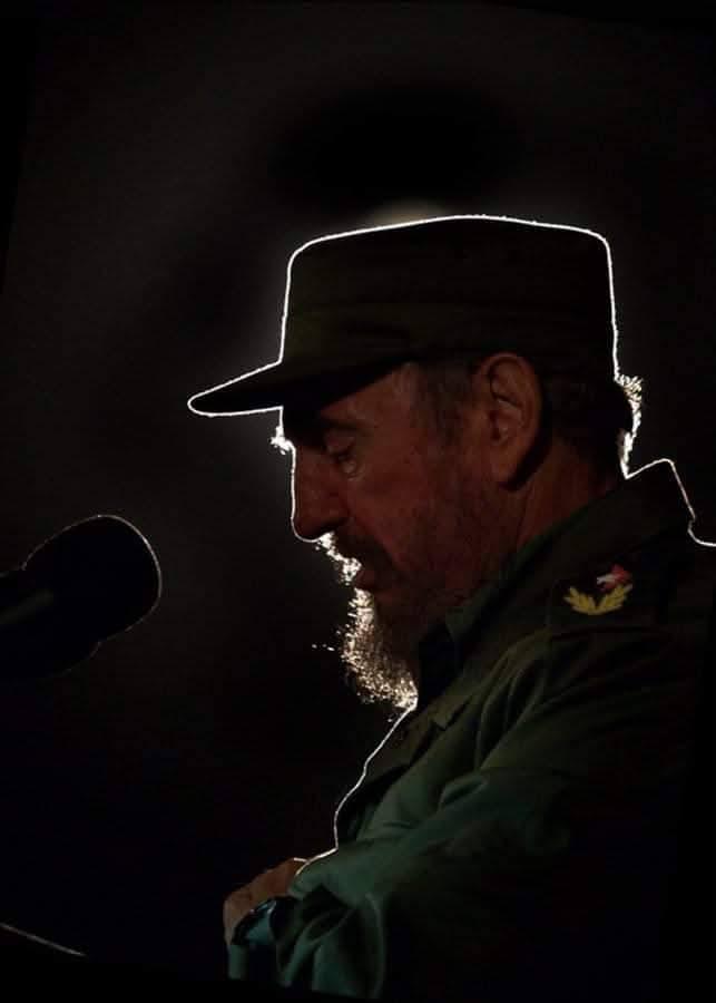CubacooperaGb's tweet photo. #100AñosConFidel: «El asalto al #Moncada puede decirse que constituía el primer asalto a una de las tantas fortalezas que habrían de ser tomadas después. Quedaban muchos Moncada por tomar»
#MiMoncadaEsLaPatria #CubaCoopera #BMCGuineaBissau https://t.co/ad7hRcIkUm
