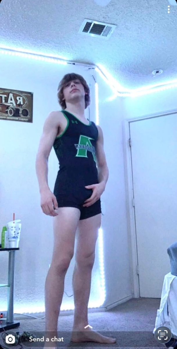 mhale4479's tweet photo. Wrestler https://t.co/21LttaMHOm https://t.co/d94wqX0sRh