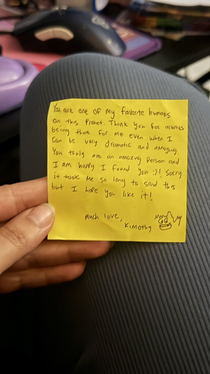 iLoiter's tweet photo. i think my friends only have one goal in life and it’s to see who can make me cry the most 

thank you @KDCOLLECTS for all the cutie things from your vegas trip 🥹 i love you rat, ur stuck with me forever! 

the mailman is my favorite thing because he has real mail in his bag 😭🫶🏼✨