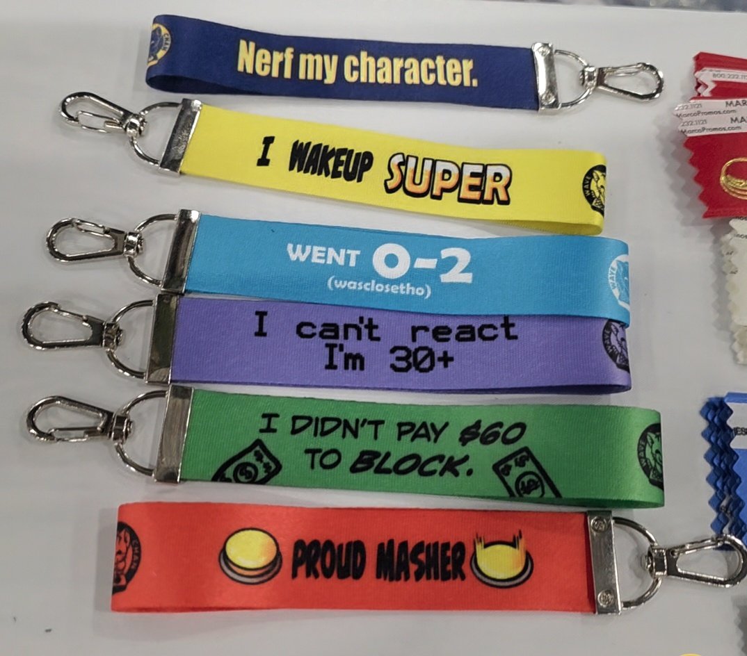ireneylee's tweet photo. Im happy so many of you loved my half lanyard bonus item based off my ribbons, they were all gone by Sunday! They were a huge investment so im probably gonna only bring them to big events 😅 (CEO next!) but ill definitely make more!! 🫡 https://t.co/cGqcPV8EtL