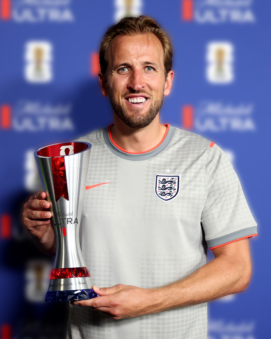 FCBayern's tweet photo. 🏆 𝐏𝐥𝐚𝐲𝐞𝐫 𝐨𝐟 𝐭𝐡𝐞 𝐌𝐚𝐭𝐜𝐡 🏆

Mehr als verdient! 👏 @HKane https://t.co/zOL4ULtYFP