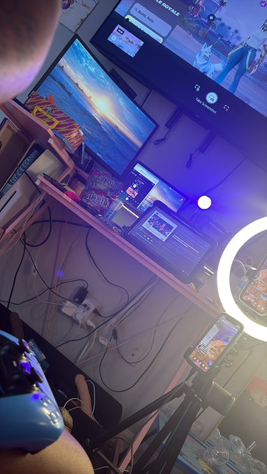Calypso Squirts💦$35FT❤️‍🔥🇯🇲 - Live on twitch streaming come watch😈🎀💦 https://t.co/sAmQ53ke2I💕🦶🏽 https://t.co/qFq5H0mk48