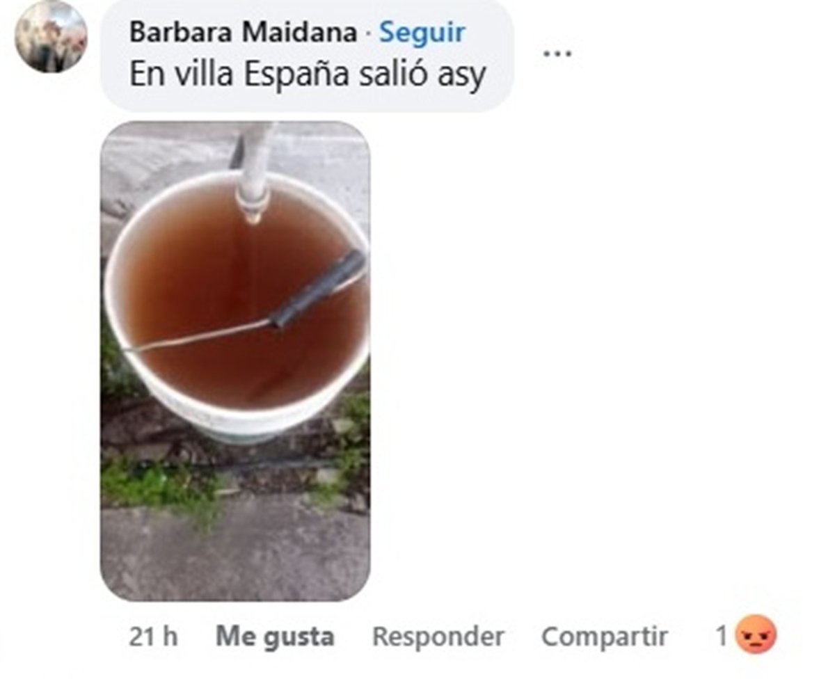 augustook's tweet photo. @Kicillofok #Berazategui o #Vergüenzategui y ahora que se rompio? Carlitos "Elgran Valor", intendente heredero de la autocracia reinante hace varias horas que tiene sin agua todo el distrito. NO HAY AGUA. Siempre se te rompe algo en Hudson o en sus negocios de El Pato. https://t.co/jyG2qkzU2k