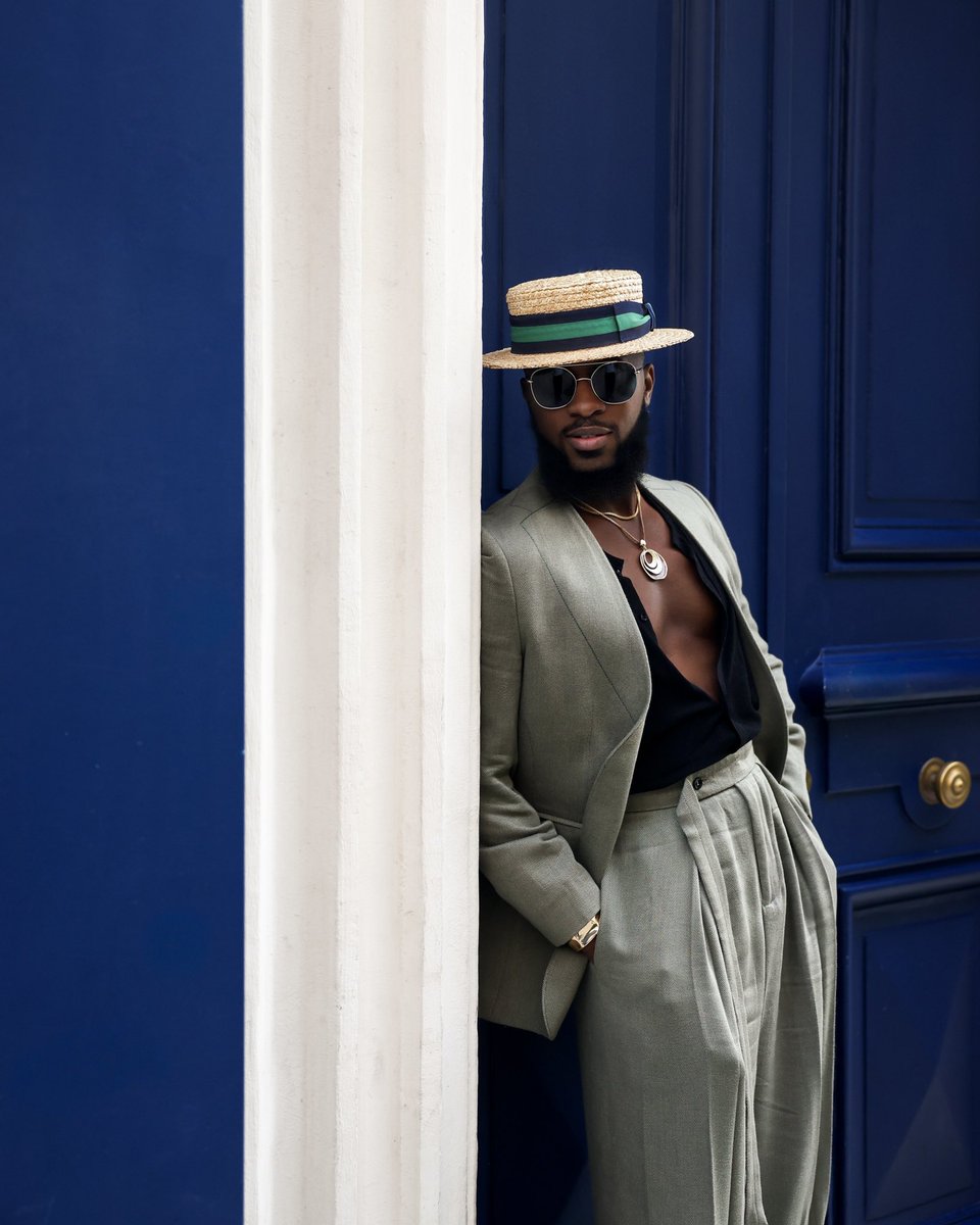 akinfaminu's tweet photo. Paris Fashion Week 2026 🇫🇷 🇳🇬 ✨

#Pfw #SS27 #WearNigerian https://t.co/AZ5llWkFsz