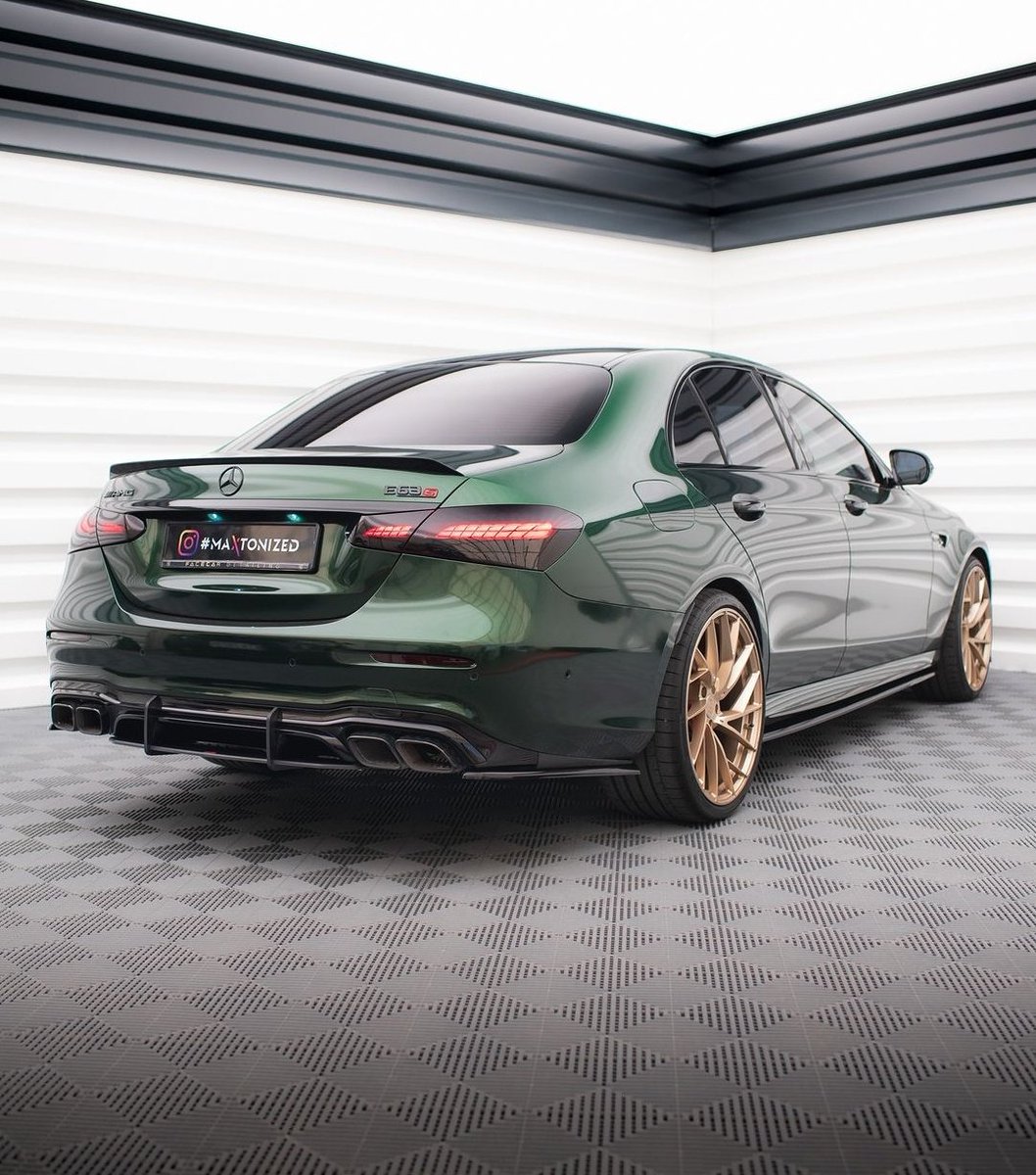 WorldWideCarsTM's tweet photo. Mercedes-AMG E63 W213 https://t.co/mK3yj2ZOml