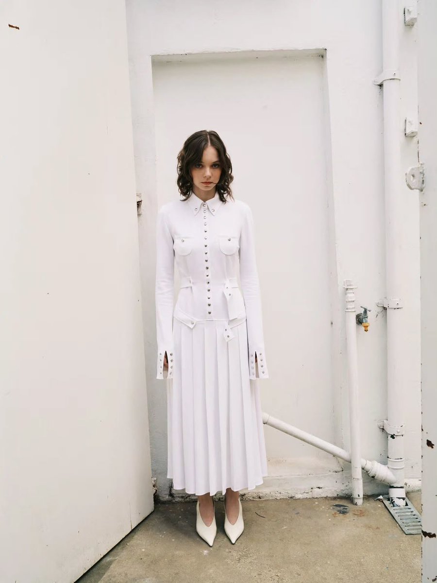 rwozem's tweet photo. She's so beautiful https://t.co/itjXLpslx4