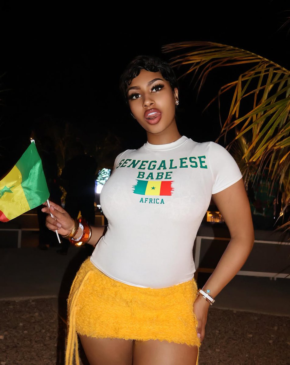 CasmirDani95888's tweet photo. Senegalese 🇸🇳 Women at the world cup >>>>>> ✨🔥 https://t.co/UlxEIpwNgq