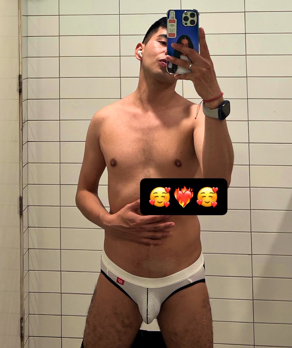 Altucked22's tweet photo. Feliz miércoles 🥵👅 https://t.co/HTWdCKLZnZ
