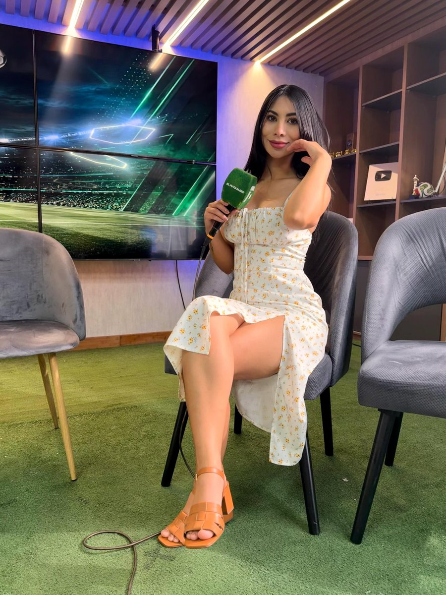 VictoriaGabino's tweet photo. Roxana Erazo 🇪🇨 https://t.co/ruUQmJF55O
