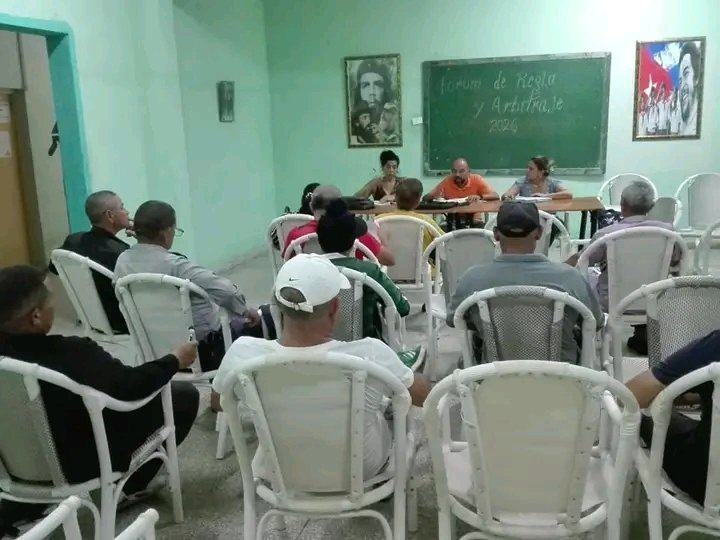 danelis41335's tweet photo. La Comisión de #Verano2026 en #Vertientes #Camagüey chequeó acuerdos para garantizar la calidad del evento en marcha hasta el 31 de agosto.
#100AñosConFidel https://t.co/s8S9iKUF4q