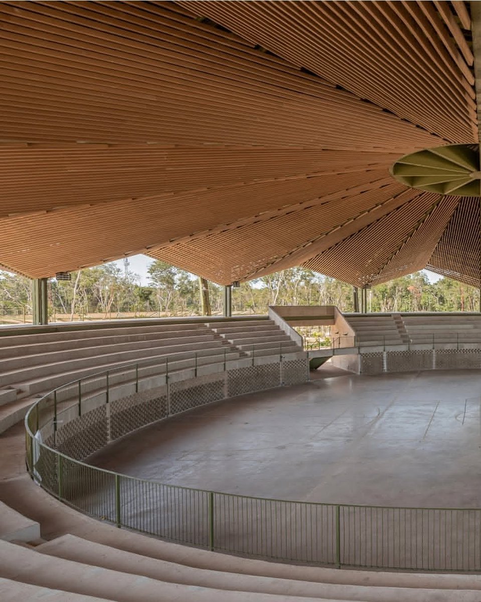 MeyerFalcon's tweet photo. ¿Qué les parece este parque que construimos en 2023 en Chetumal?

La revista inglesa 🏴󠁧��󠁥󠁮󠁧󠁿 Architectural Review hizo una nota sobre este proyecto https://t.co/RTFdzW5VJF

Diseño: @AIDIA_STUDIO https://t.co/dm2CylT3qp