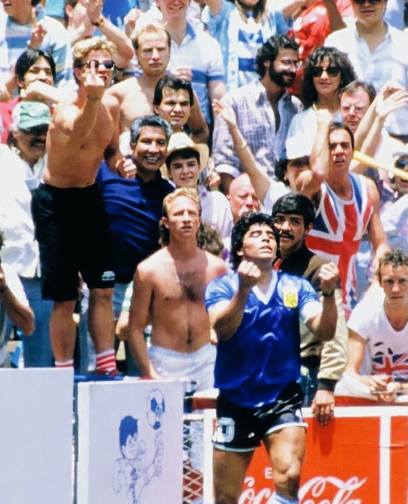 fdbedout's tweet photo. Ahora que se cumplen 40 años del título de Argentina en la Copa Mundo México 86 con un Maradona inmortal; hay un mérito especial para destacar:

De los 7 partidos de ese equipo en su camino al título, cuatro fueron contra selecciones campeonas de mundo. 

- 🇮🇹 1-1 Fase de grupos 
- 🇺🇾 1-0 Octavos de final
- 🏴󠁧󠁢󠁥󠁮󠁧󠁿 2-1 Cuartos de final 
- 🇩🇪 3-2 Final