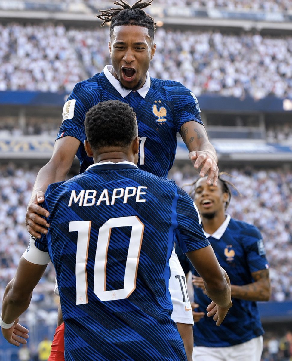 futebol_info's tweet photo. 💻 'Supercomputador' da Opta diz que França tem quase o dobro de ser campeã da Copa do que qualquer outra seleção.

RANKING:
1. 🇫🇷 França (30,16%)
2. 🇦🇷 Argentina (15,1%)
3. 🇪🇸 Espanha (11,95%)
4. 🇧🇷 Brasil (9,96%)
5. 🏴󠁧󠁢󠁥󠁮󠁧󠁿 Inglaterra (5,76%)
6. 🇵🇹 Portugal (4,31%)

🗞️ @ESPNBrasil
📸 FFF/Seleção Francesa