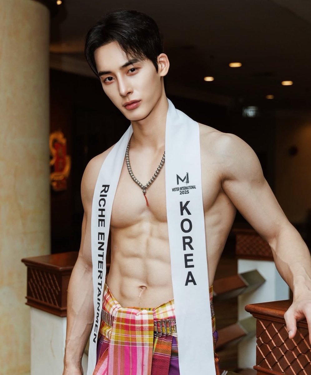 boyslovehub's tweet photo. Choi SeungHo, set to star in the upcoming BL series ‘The Last Lock of Love’. https://t.co/UgF1VARMlo