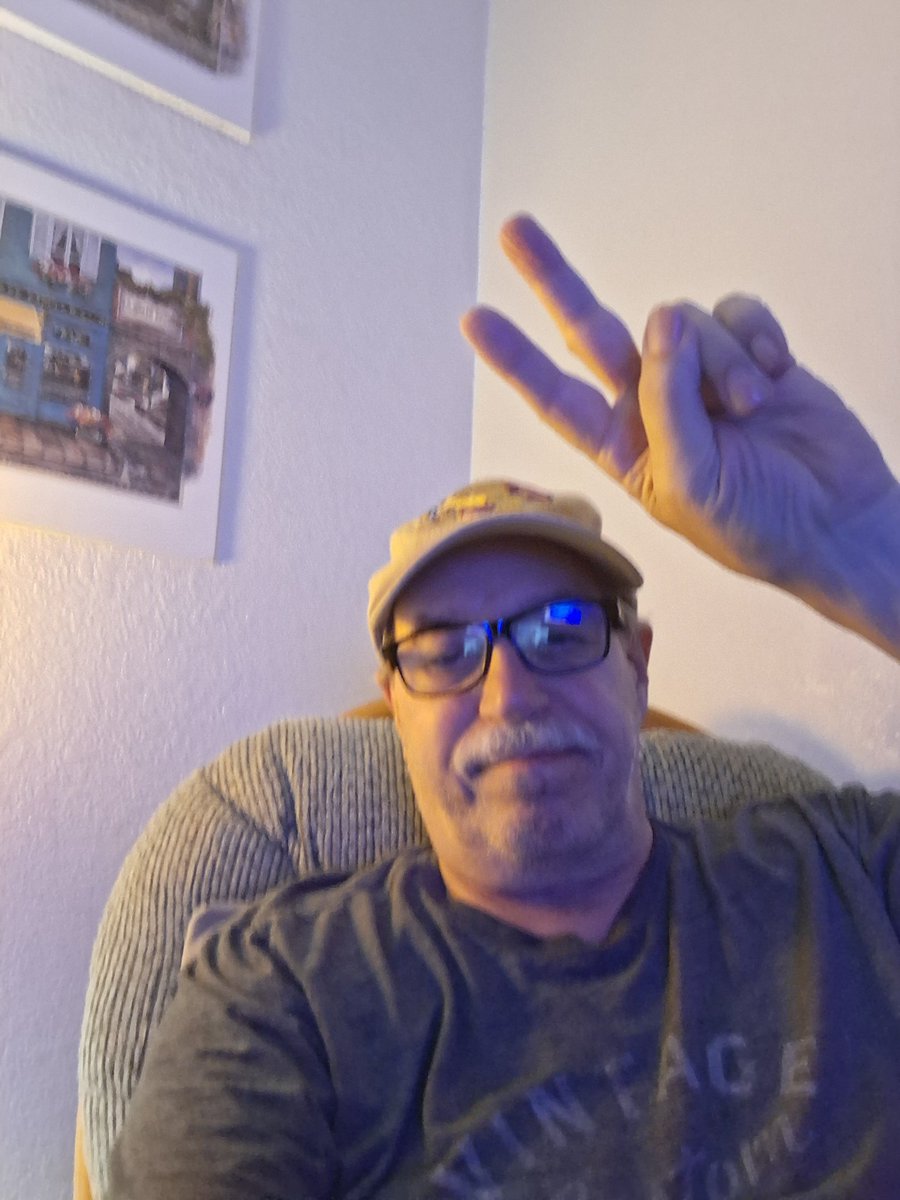RichardC19996's tweet photo. @EmmaWaston49527 Peace https://t.co/cgRpoLZSXh